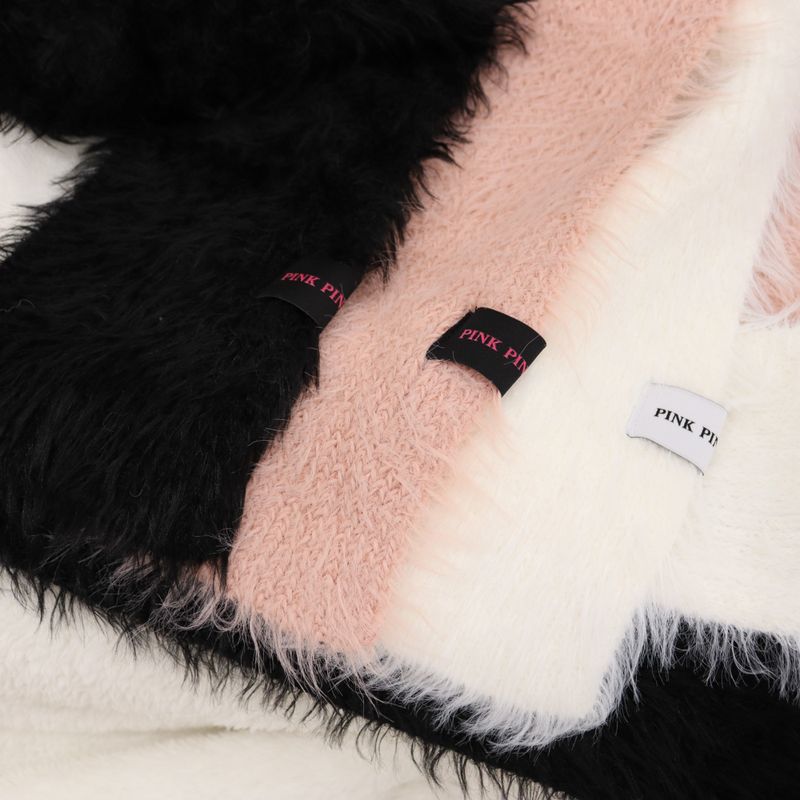 PINK PINEAPPLE(ピンクパイナップル)の「DAILY FLUFFY LONG MUFFLER(Fashion Accessories)」