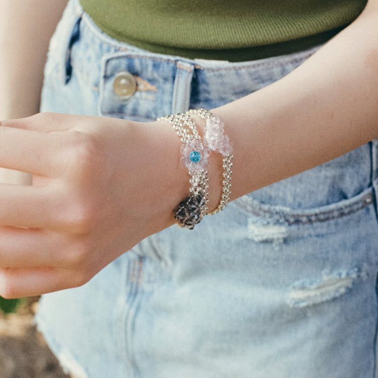 LOLLA（ローラ）の「キンダロマンチックブレスレット（アクセサリー）」