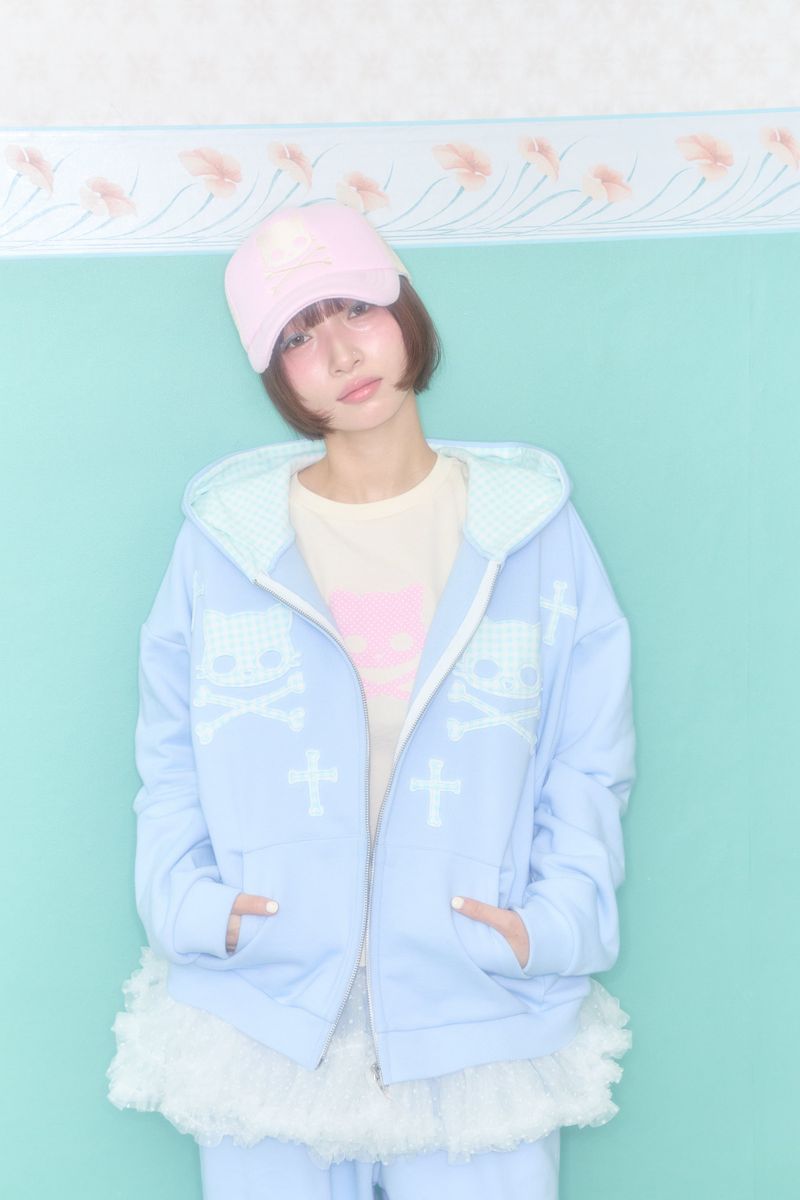 KIRI SKULL PATCH HOODIE (BLUE)