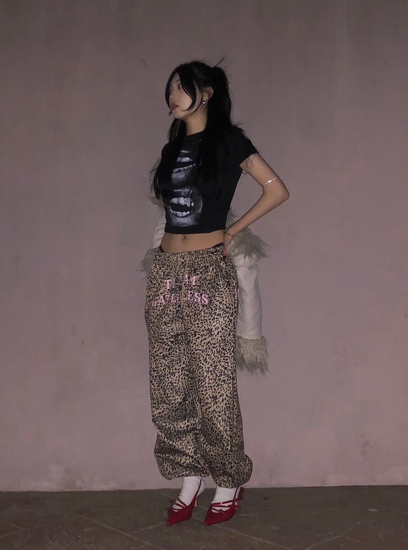 (2 Type) Patterned Wide Sweatpants