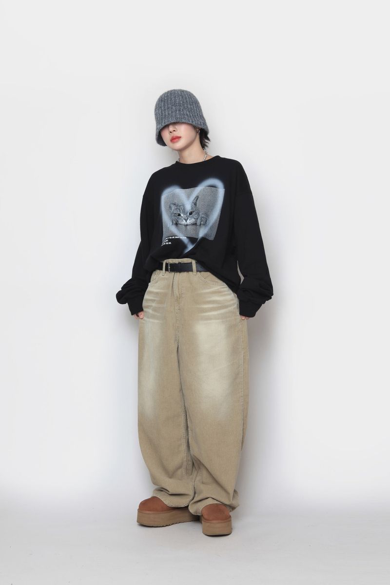 Cat Heart Spray Long Sleeve T