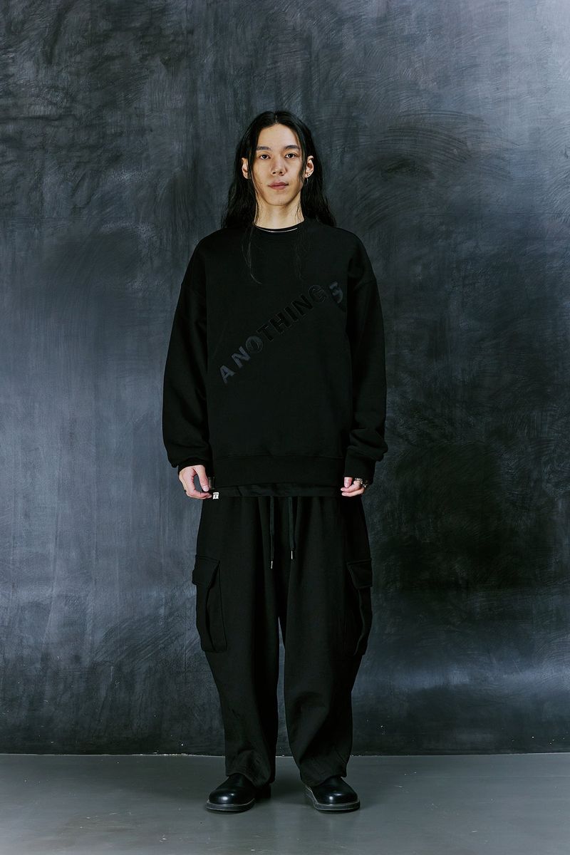 DIAGONAL-EMBROIDERY MTM (Black)