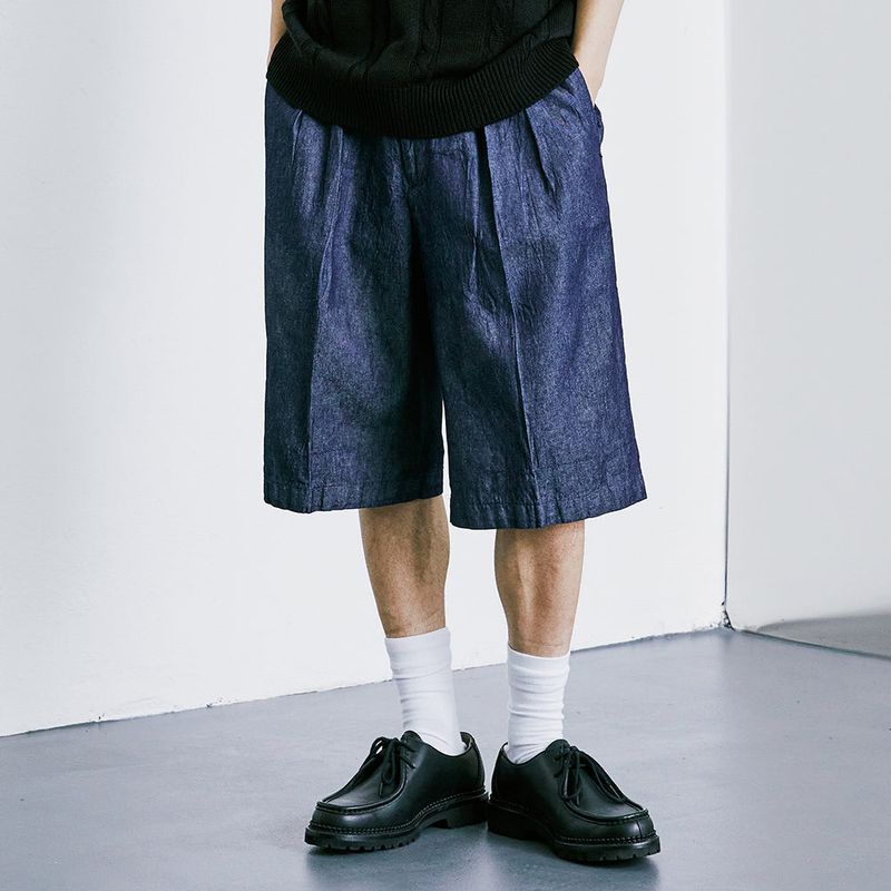 KND（ケイエンド）の「DENIM WIDE CURVE FIT TWO TUCK BERMUDA PANTS INDIGO（Pants）」