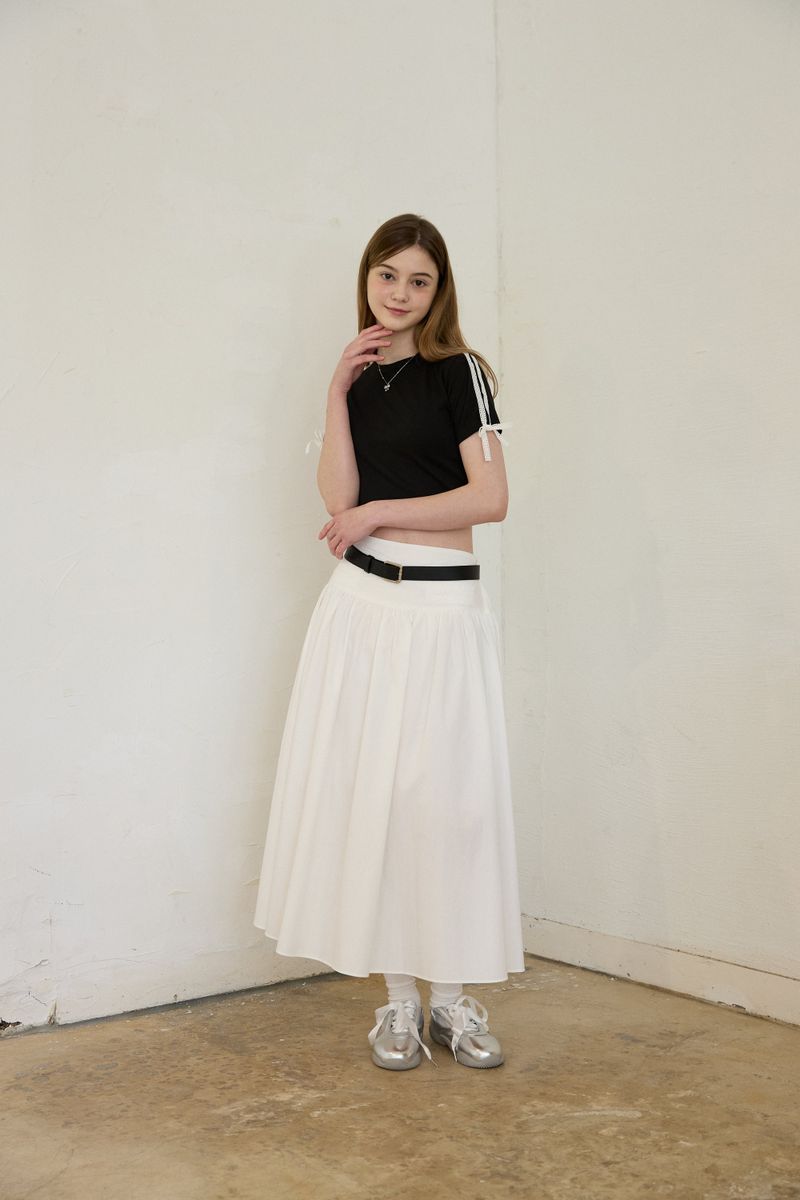 PINK PINEAPPLE（ピンクパイナップル）の「TIDY FLARE LONG SKIRT (2 COLORS)（Skirts）」