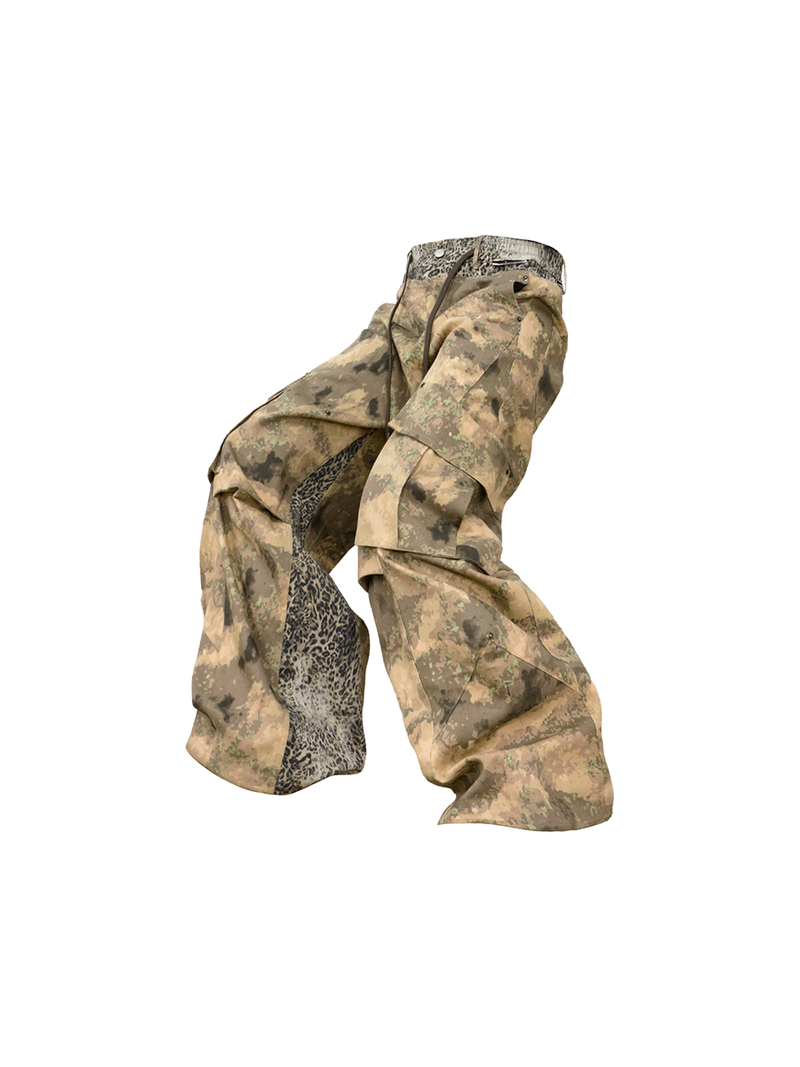 RELABEL（リレーベル）の「RELABEL Digital-Printed Leopard-Print Camouflage High-Waisted/Low-Waisted Frayed-Edge Patchwork A-Line Studded Workwear Trousers（Pants）」
