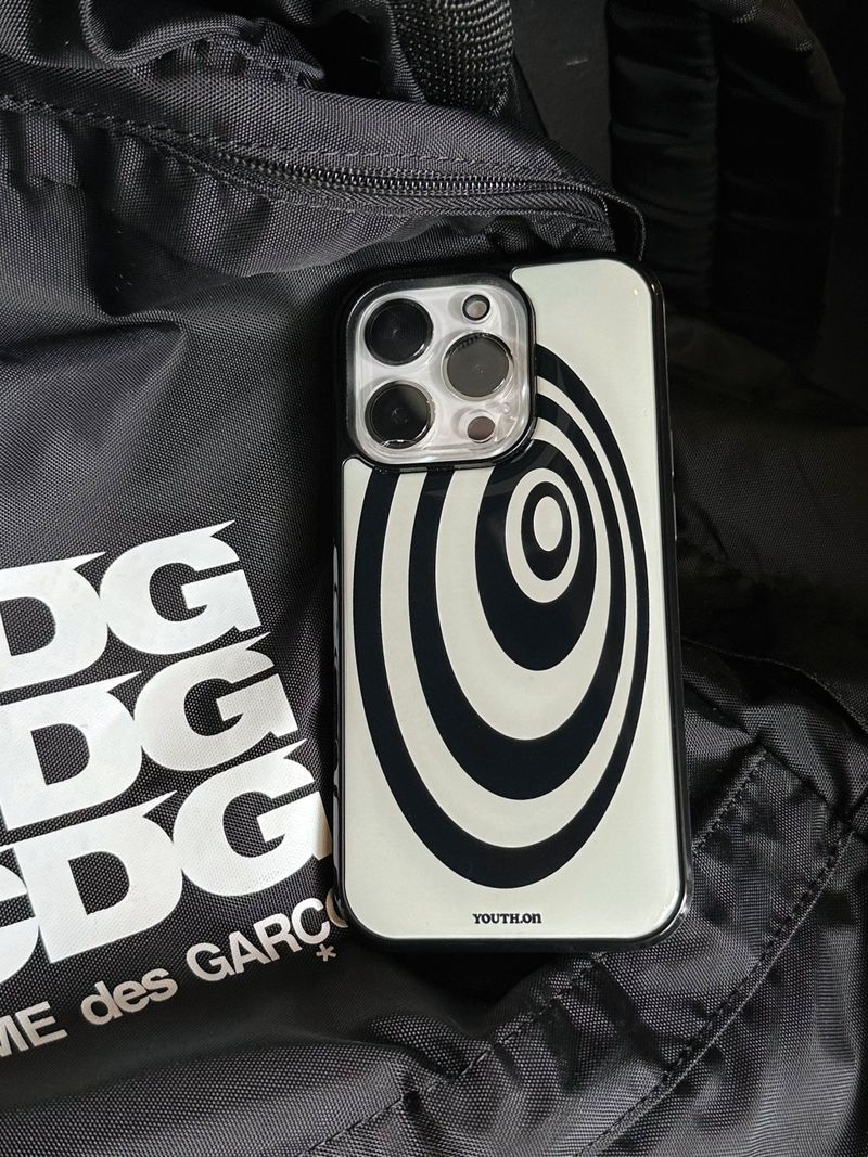 cookies and cream case (white)