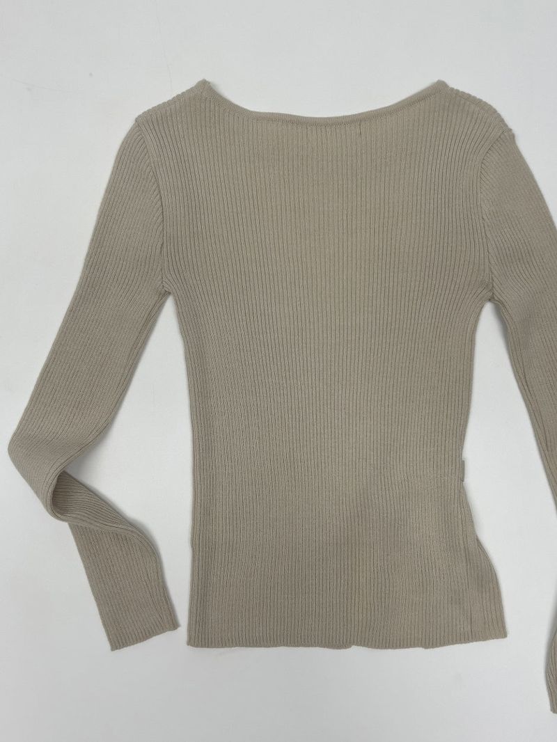 Ray Buckle Wrap Knit