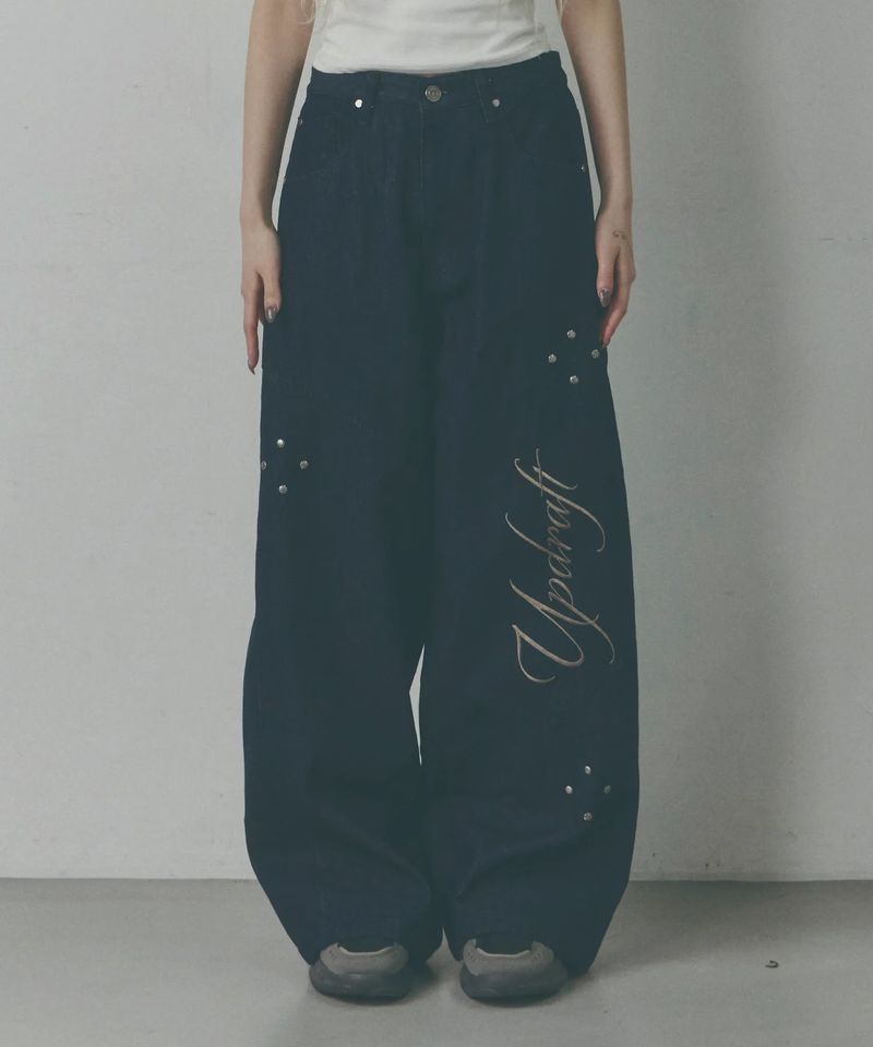 UPDRAFT（アップドラフト）の「サイド ピンタック リベット ワイド デニム パンツ [Washed Blue]（パンツ）」
