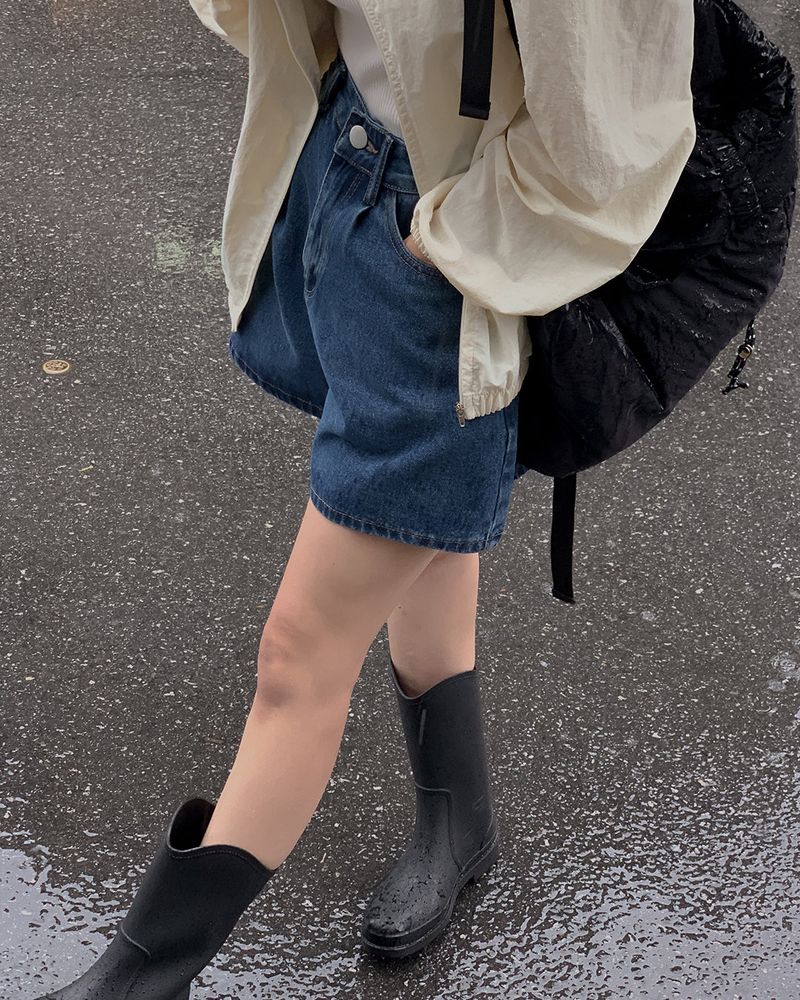 Tiny denim shorts