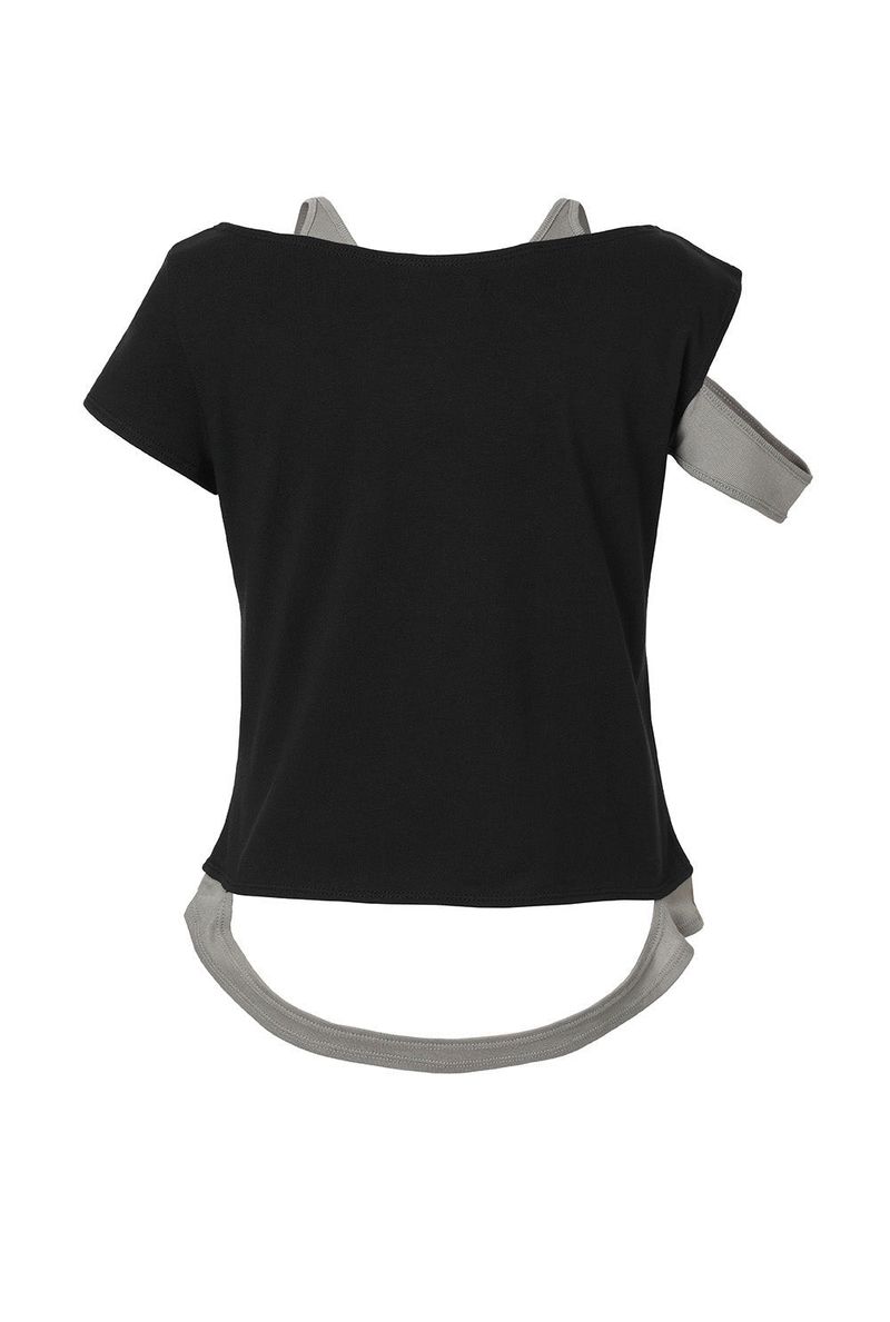 Slit layered top