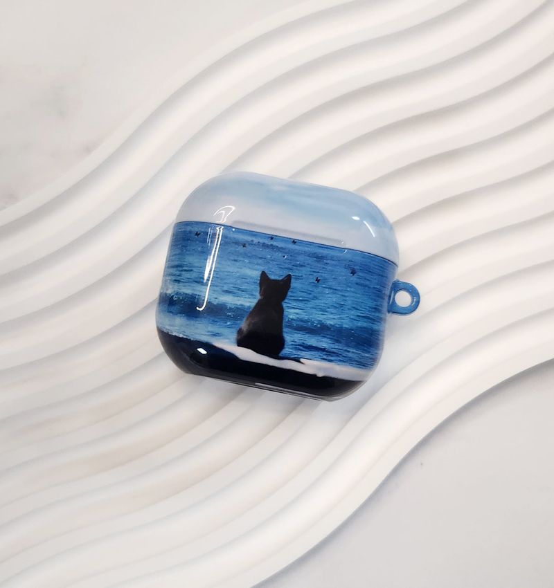 [kitty by the sea airpods/buds case]