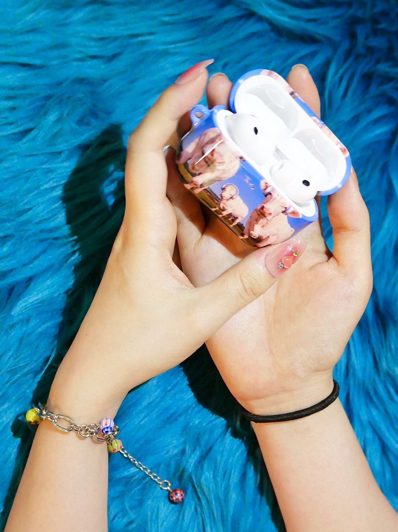 Furry Friends Phone case_Cow