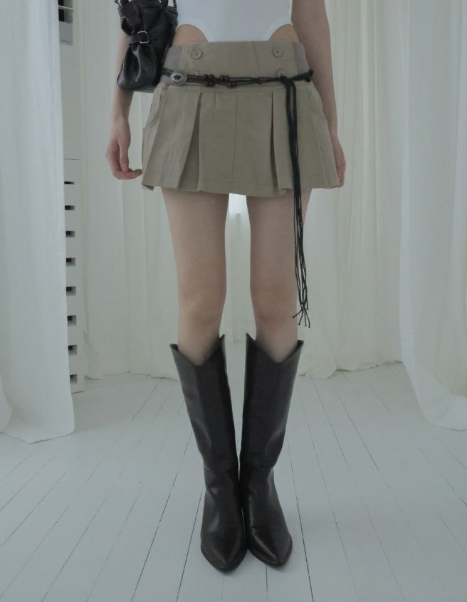 Bowty Pleated Button Skirt Pants