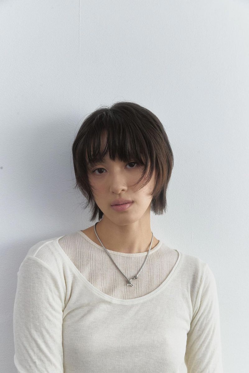 Flat round necklace