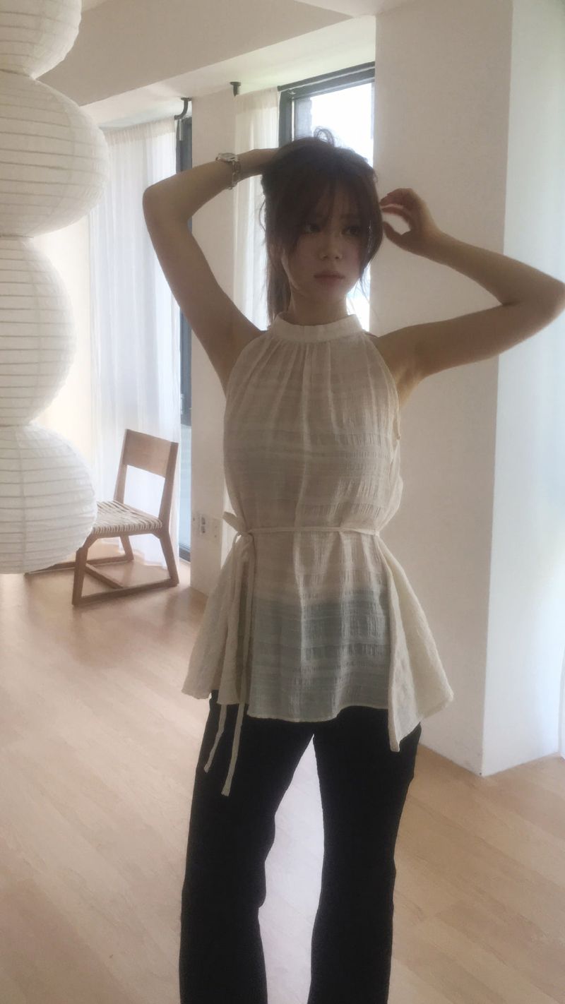 Remember halter blouse