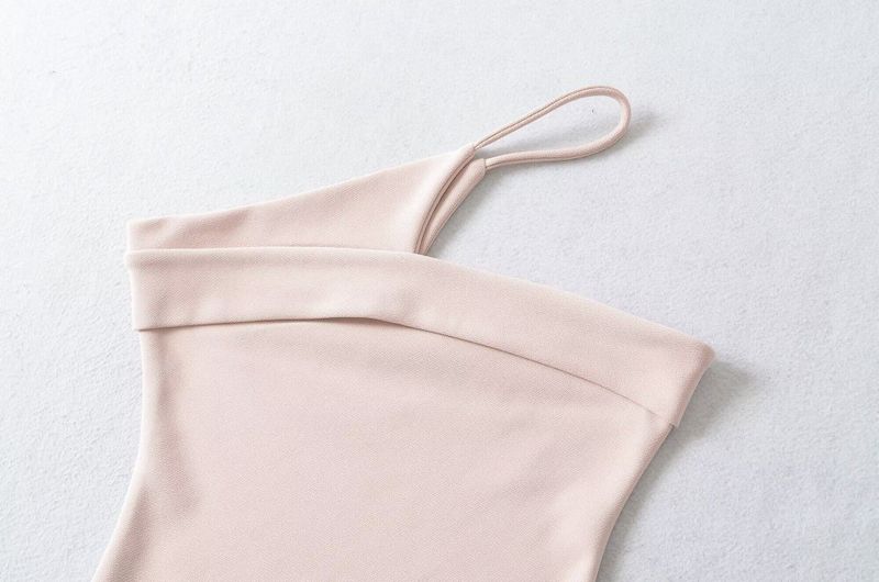 Nessa Foldover Halter To