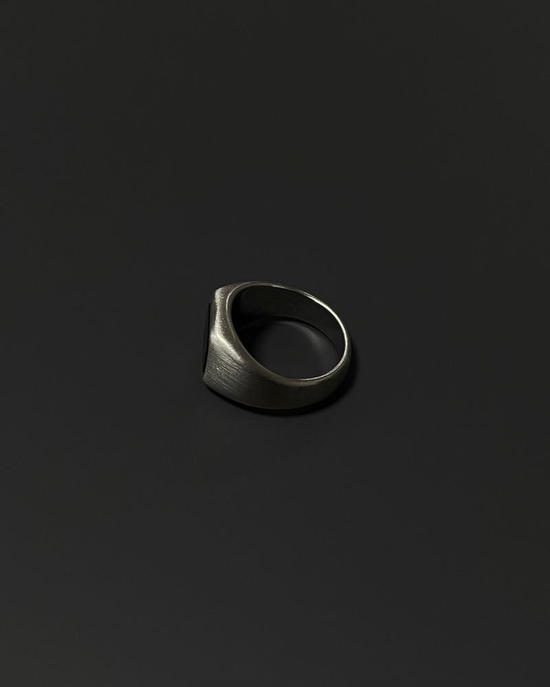 bold onyx ring