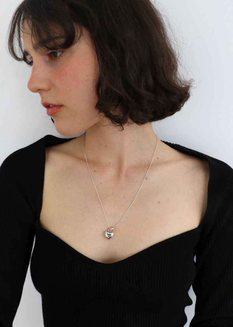 Heart ball long necklace / silver