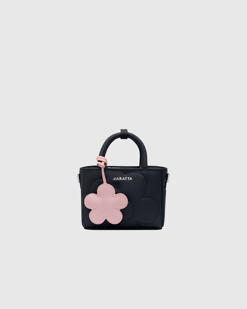 KARATTA（カラッタ）の「エアバッグフラワー BLACK | FLOWER TAG PINK (FREE)（バッグ）」