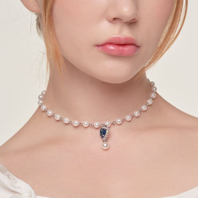 HAWHA（ハワ）の「SAPPHIRE BLUE NECKLACE（Accessories）」