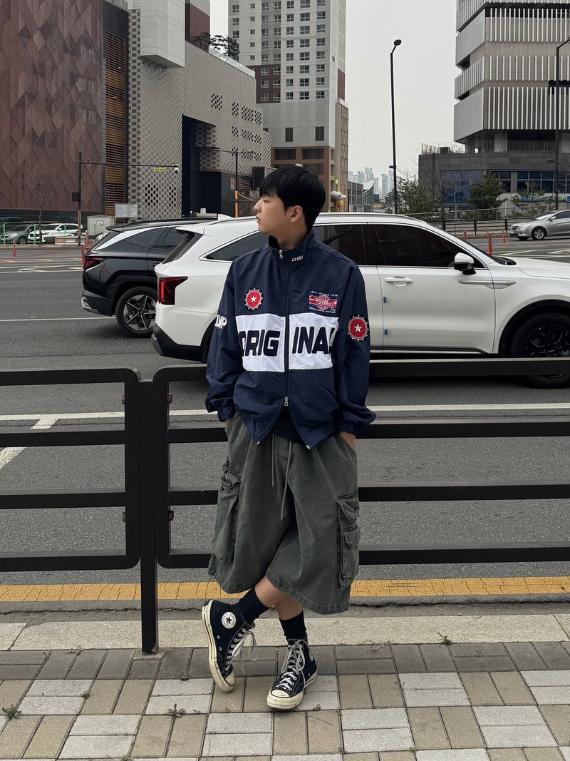 land to-way windbreaker