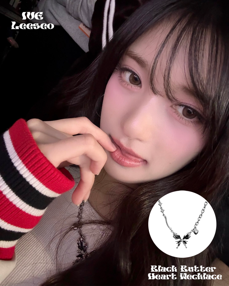 moanother（モノアザー）の「[IVE Leeseo, Purplekiss Dosie Pick!](S.Steel) ブラックバターハートネックレス（アクセサリー）」