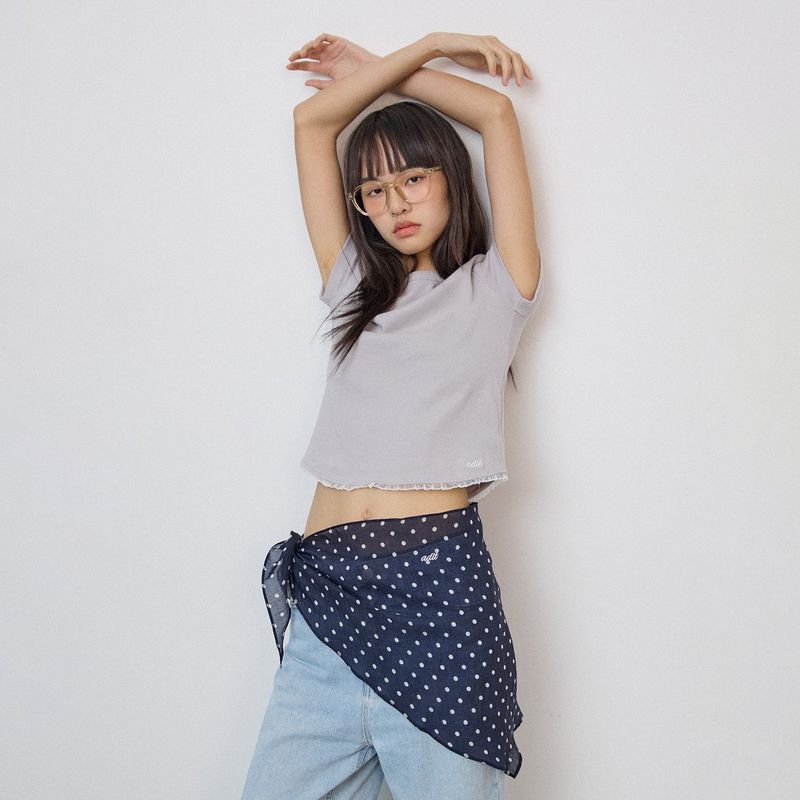 adit（アディット）の「ドット柄スカーフ_ネイビー（ファッション小物）」