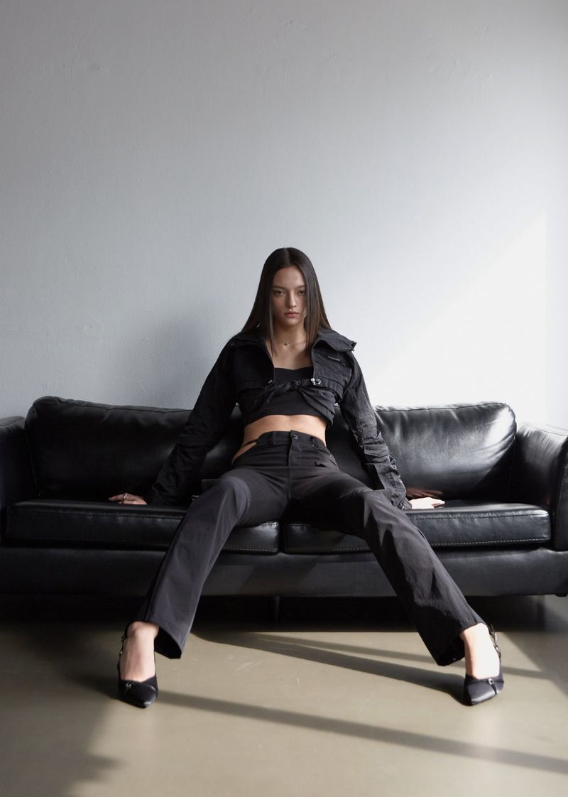 LAYERED KNOT TOP(BLACK)