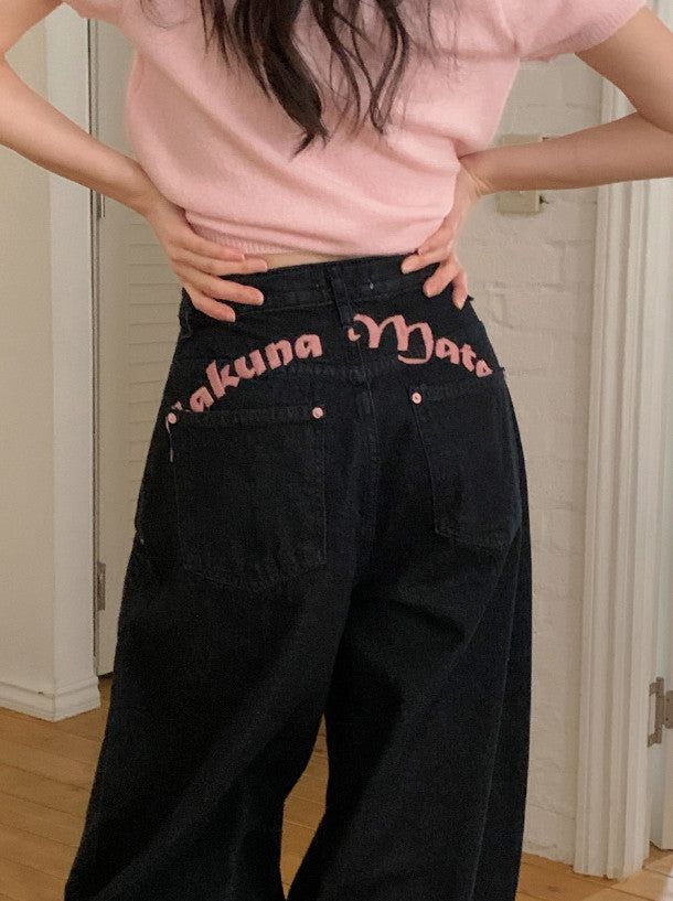 SHOPPERLAND(ショッパーランド)の「Rose Pink Lettering Embroidery Balloon Denim Pants(Pants)」