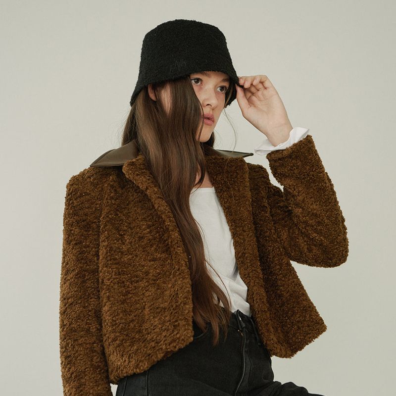 WINTER BUCKET HAT (BLACK)
