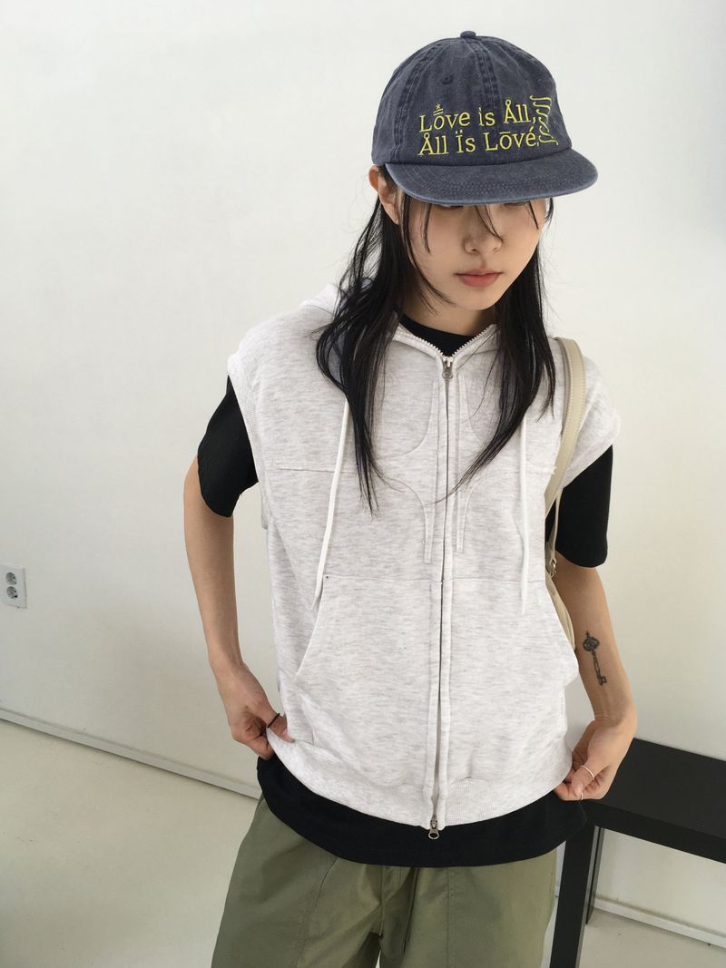 WONDER WONDER(ワンダーワンダー)の「The New Byul two-way hooded vest zip-up(Tops)」