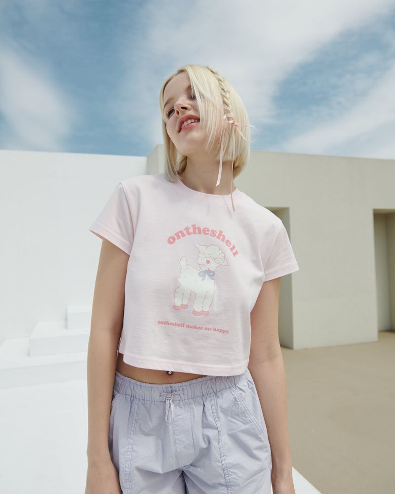 Ontheshell Baby Crop T-Shirt