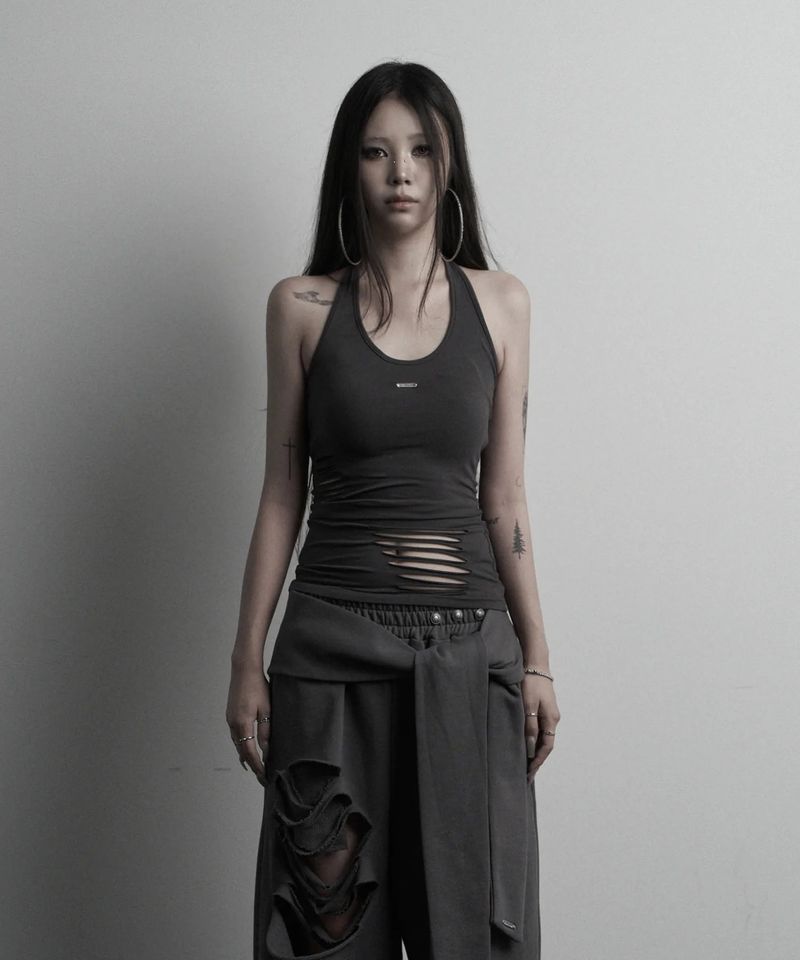 [label] hand-cut damage halterneck sleeveless (charcoal)