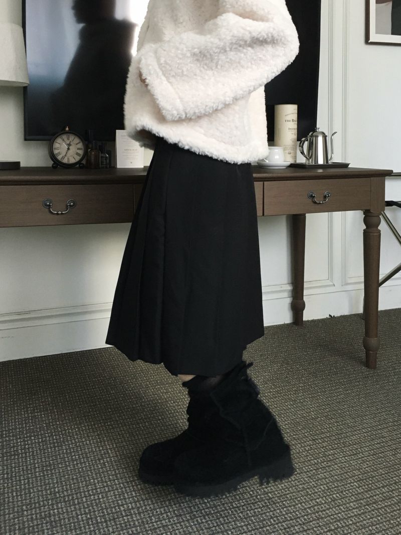 Muse Classic Midi Skirt (3c)