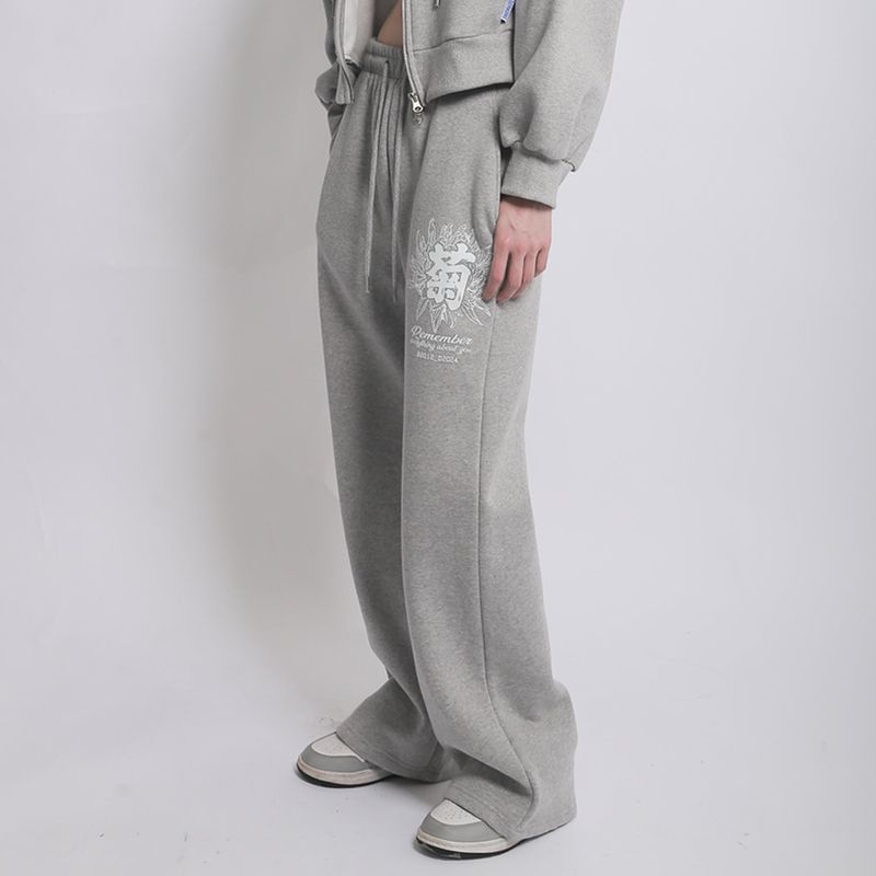 overworks（オーバーワークス）の「クリサンセマムトレーニングパンツ (GREY)（パンツ）」