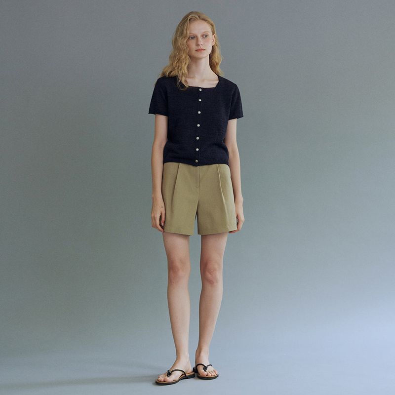 Square half cardigan