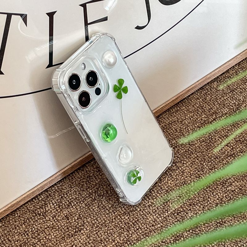 [made]green&clover resin phonecase 