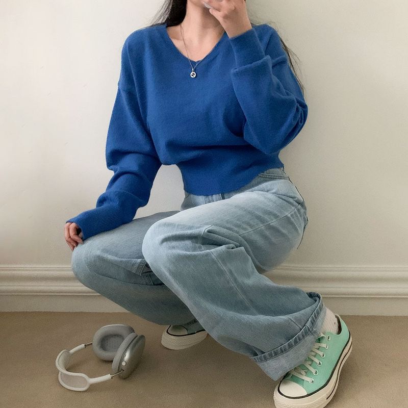 [Short waist] Mellow V-neck knit