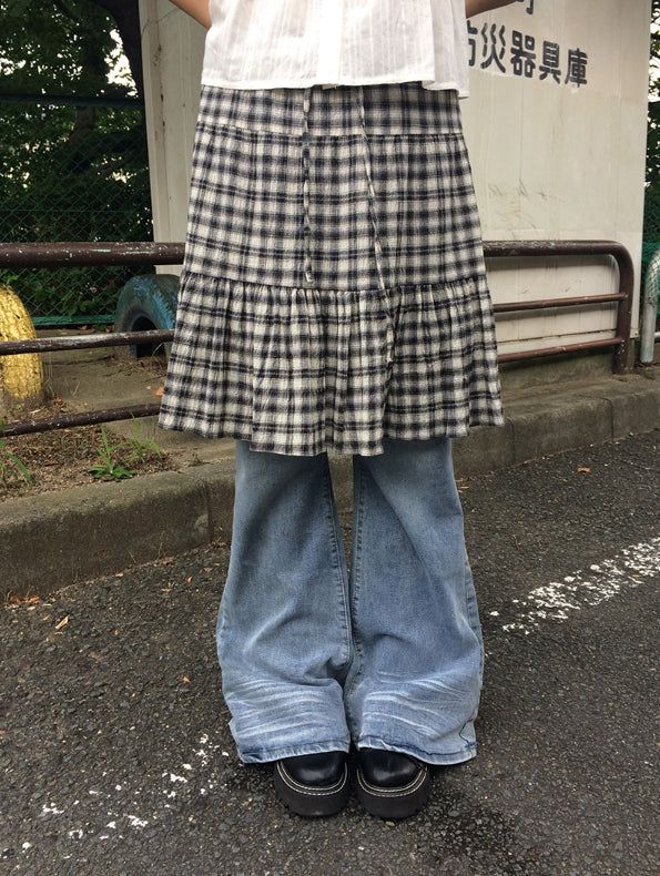 anyonemore（エニーワンモアー）の「Loven Check Banding Tiered Midi Skirt（Skirts）」