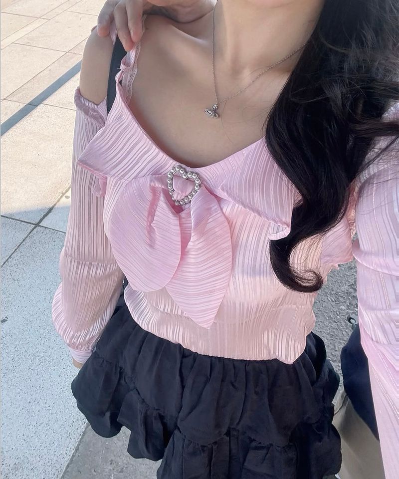 cattline(カトリーヌ)の「heart ring satin blouse(Tops)」