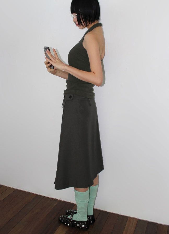 BUTTON PLEATS MIDI SKIRT