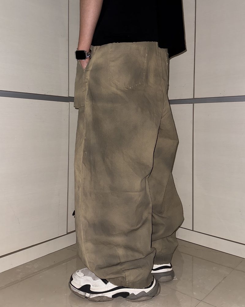 Curved works pants BE dirty