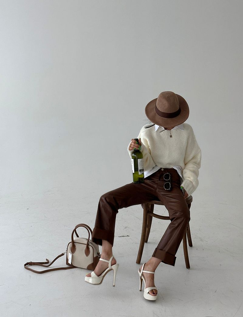 salt wool cropped knitwear