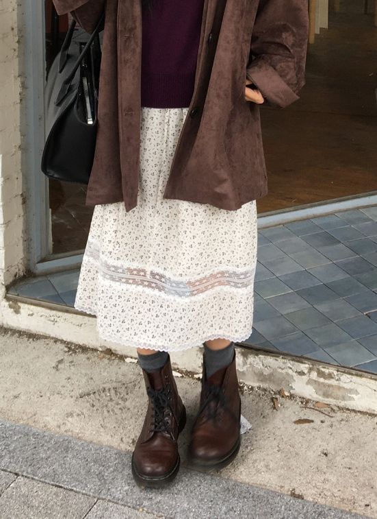 Ekoji Vintage Flower Lace Banding Midi Skirt