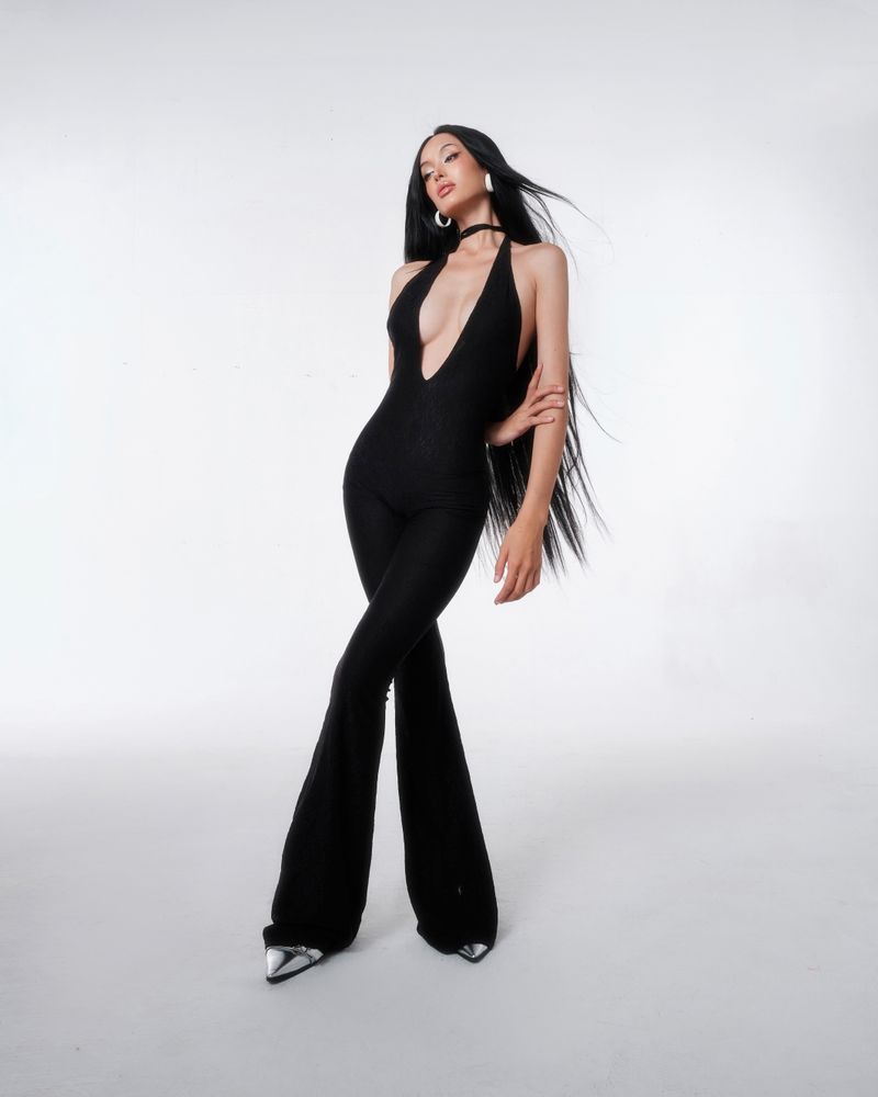 BB Plunge Neck Lace Jumpsuit