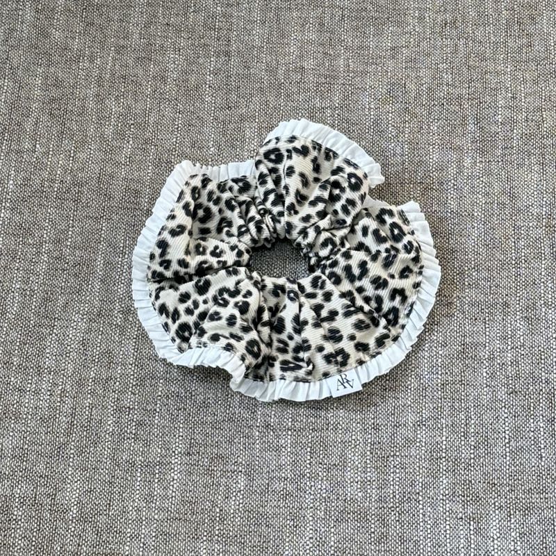 scrunchie corduroy leopard_ivory