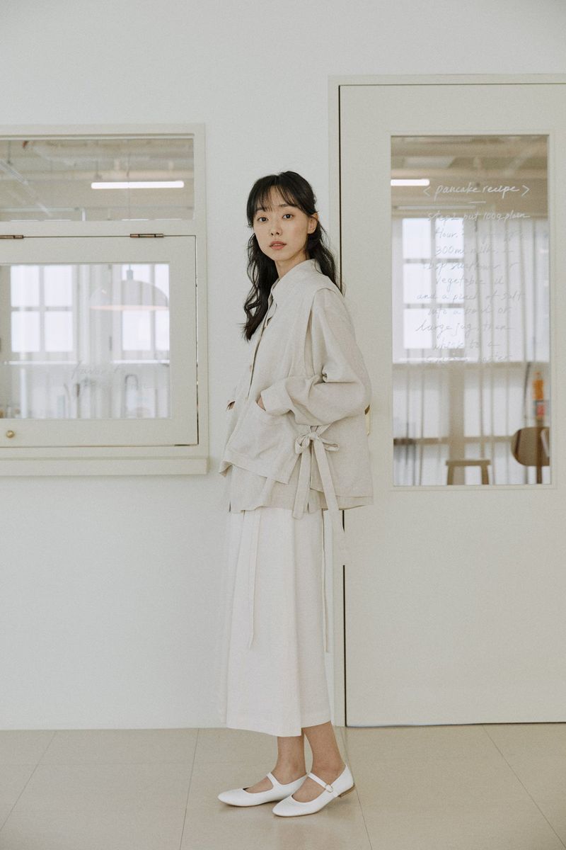 button skirt natural
