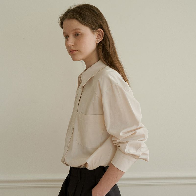 Soft raglan shirt