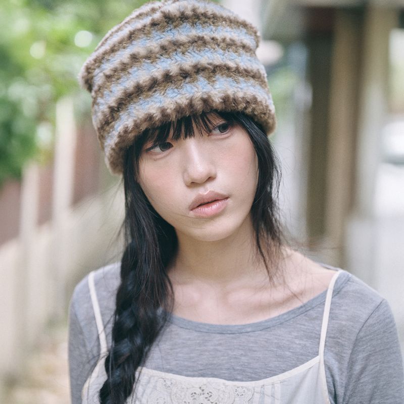 stripe fur beanie blue