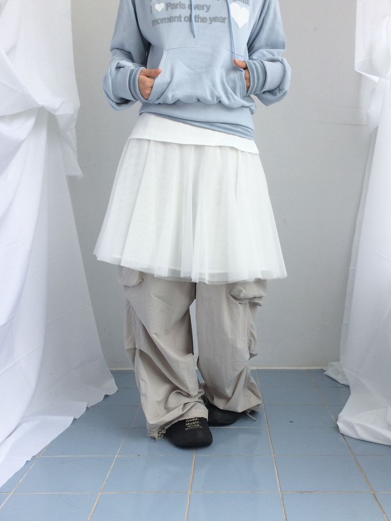 See-through curve layered skirt